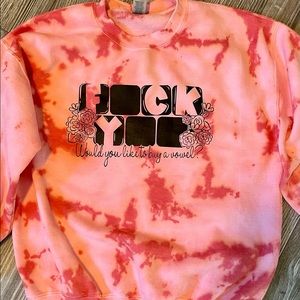 Beautiful coral tie dyed crewneck
